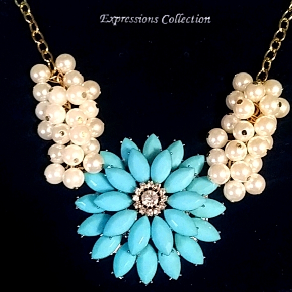 kendall&James Jewelry - Necklace set